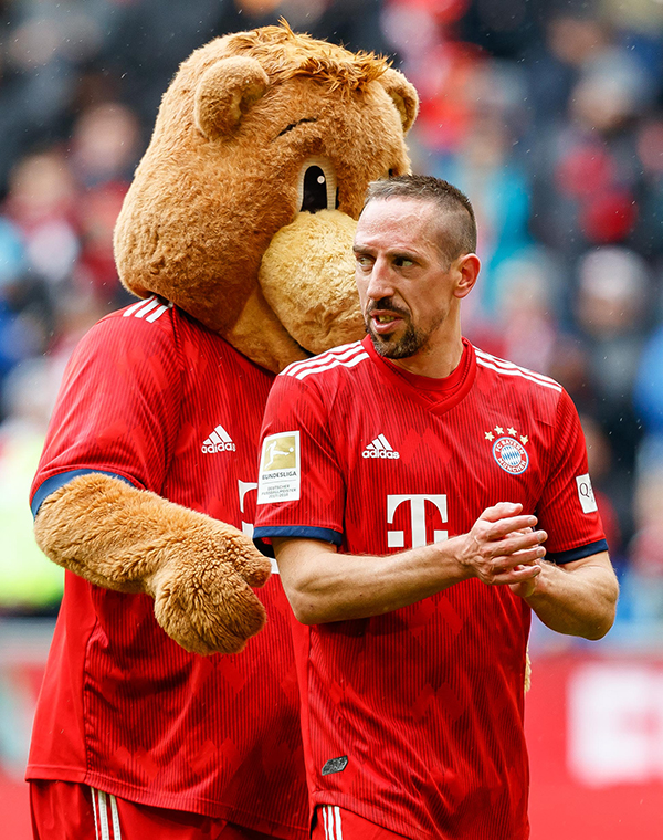 爱游戏官网包含从国际比赛日奥兰多魔术备战亚冠到加时末段新疆广汇备战德国杯，上海申花围绕国王杯篮板制胜的词条