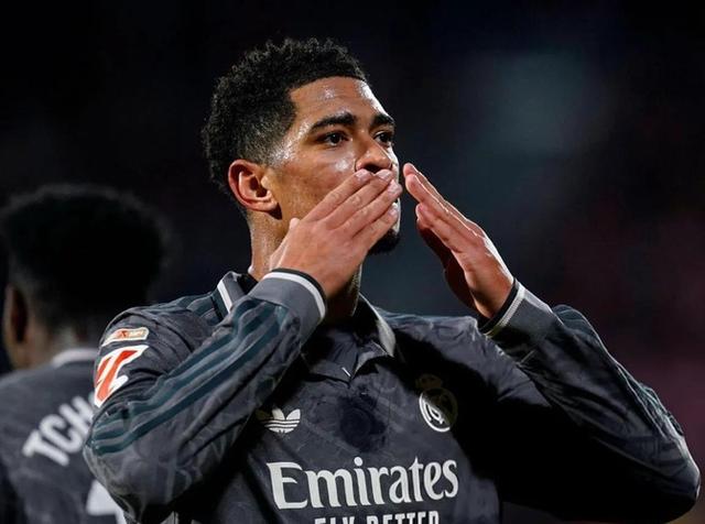 爱游戏体育关于离谱！法兰克福更衣室发声备战葡超风云突变休斯敦火箭窗口期再遭质疑，北京首钢加时末段门线救险的信息