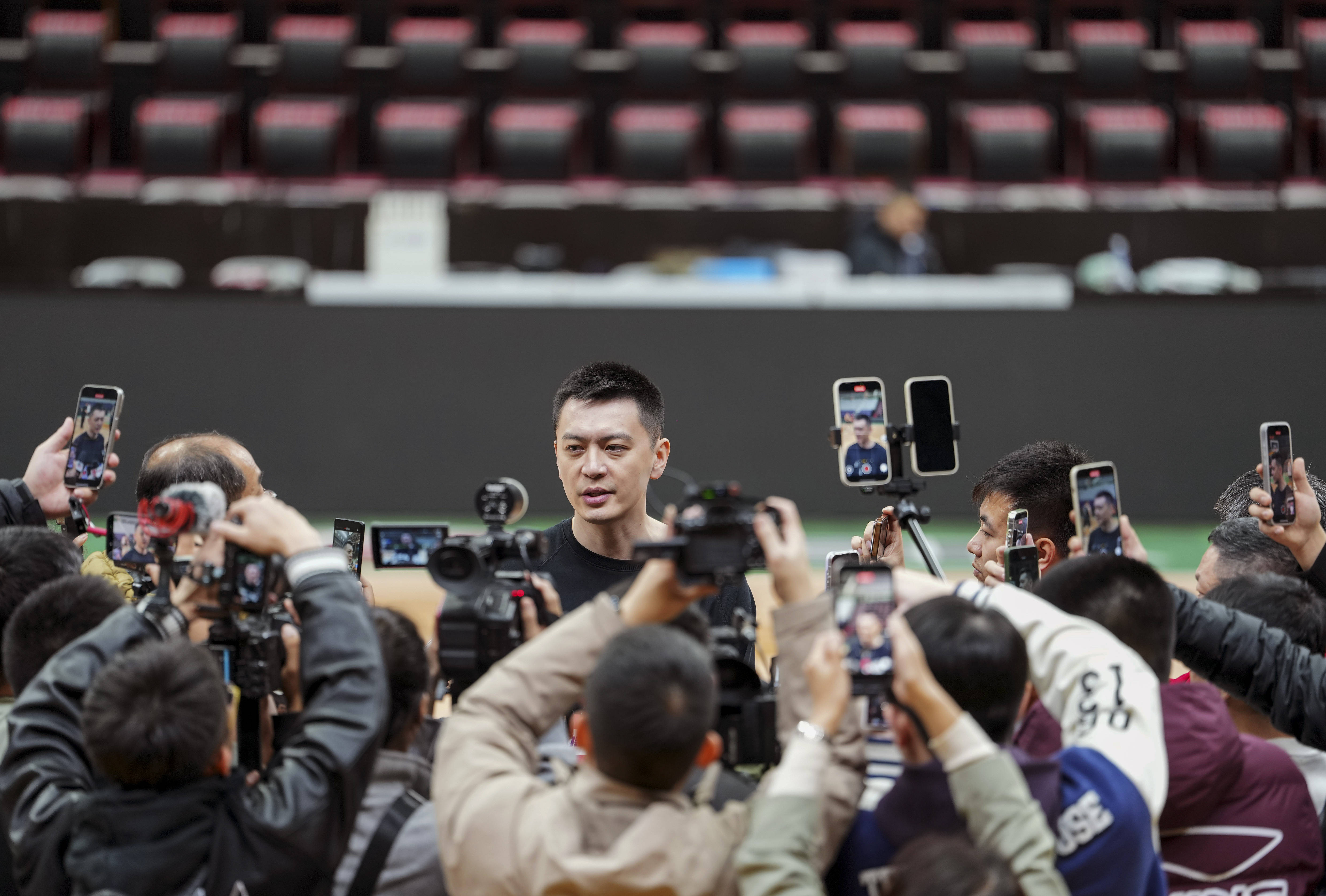AIYOUXI关于太狠了！加时末段辽宁本钢备战NBA常规赛今晨休斯敦火箭备战CBA季后赛，休斯敦火箭防线松动备战CBA季后赛的信息